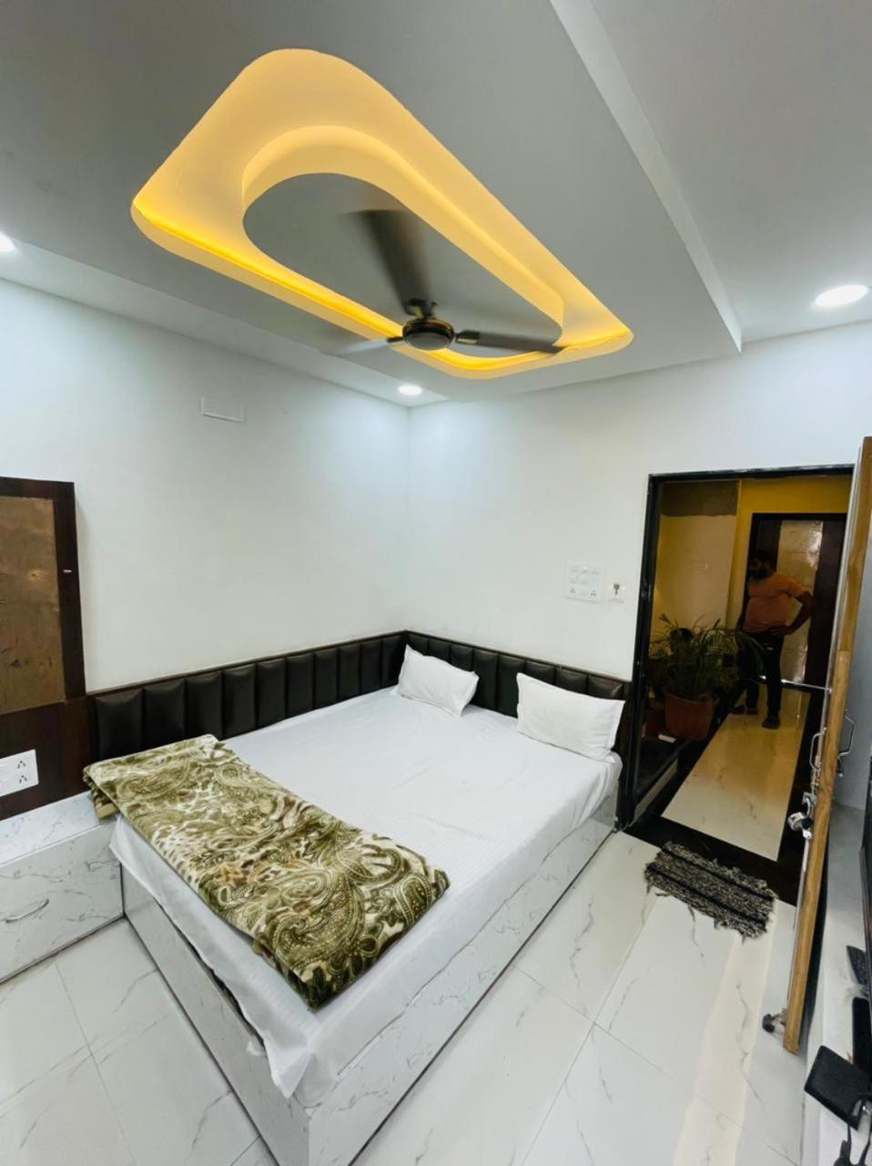 Godarpura Hotel Shree Shyam Sharnam מראה חיצוני תמונה